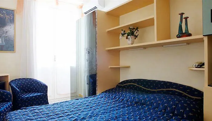 Lyric * ليفانتو